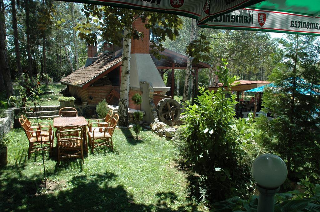 Hotel Grivitsa Плевна Экстерьер фото
